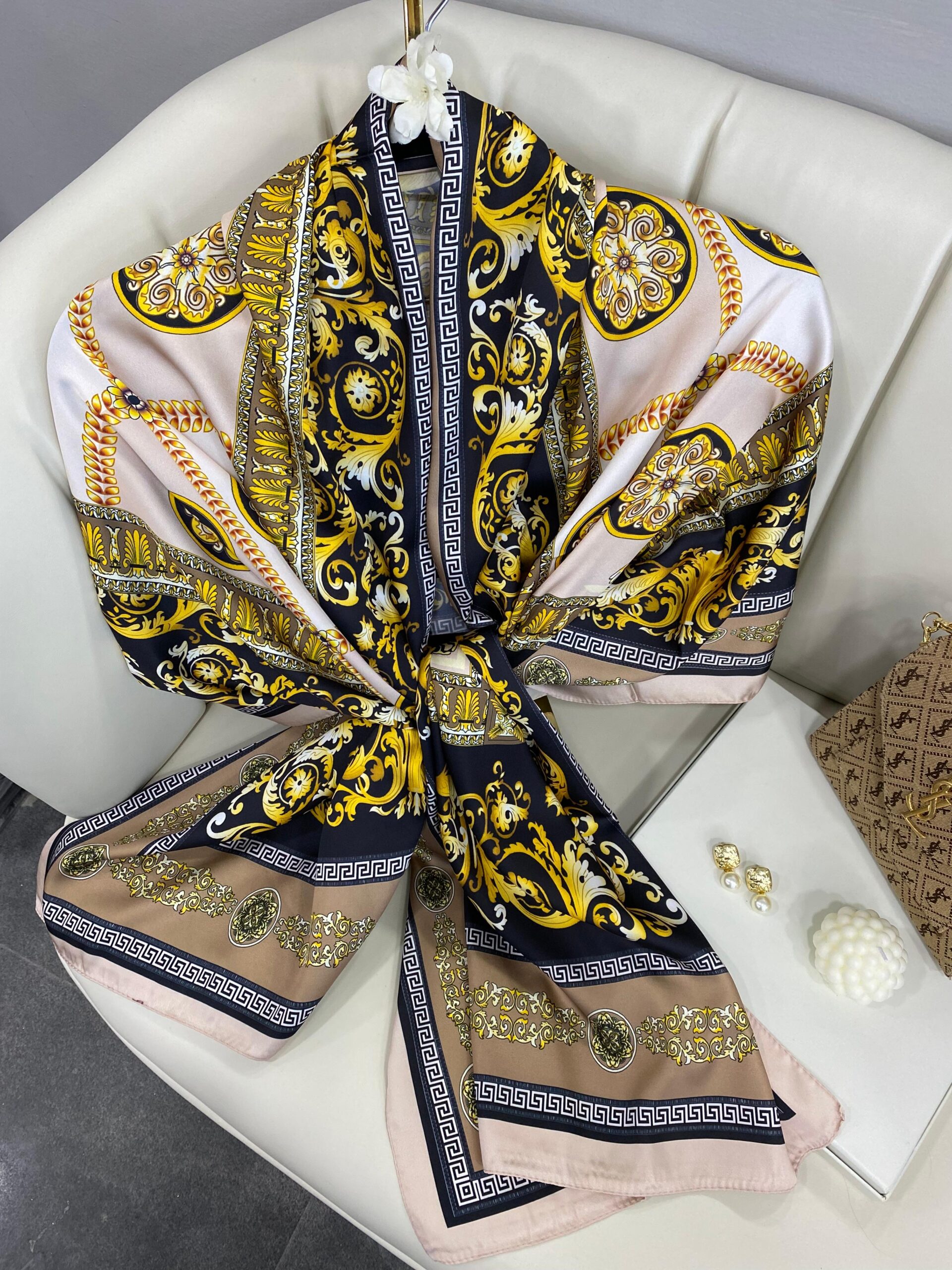 VERSACE VUAL İPEK ŞAL- 344456- AÇIK PUDRA