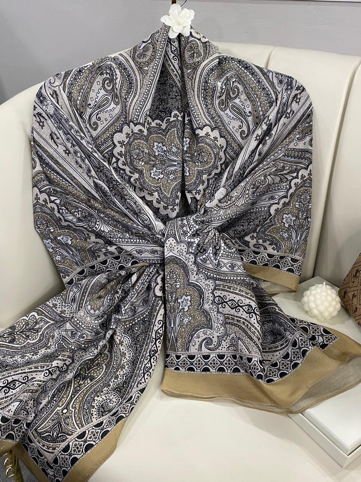 Etro Pamuk İpek Şal 987654- FINDIK KREMASI