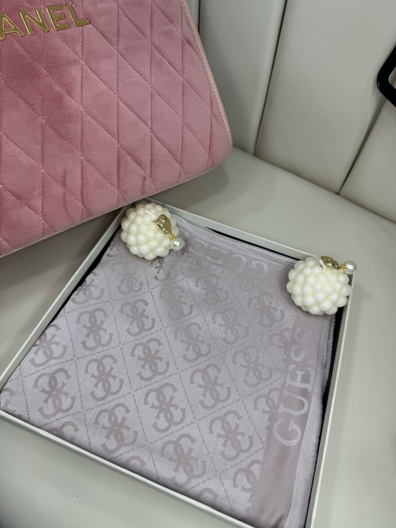 GUESS ÇİFT TARAFLI KAŞMİR İPEK EŞARP 7859-AÇIK LİLA