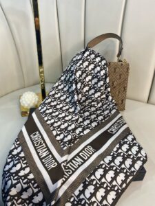 Dior Marka Eşarp - KAHVERENGİ