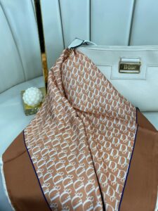 Dior Marka Eşarp - KOYU KAHVE