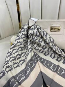 Dior Marka Eşarp - FÜME