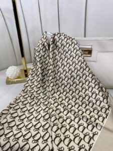 Dior Marka Eşarp - AÇIK BEJ