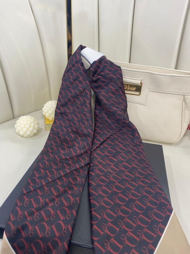 Dior Twill Eşarp-356541-Siyah Kırmızı