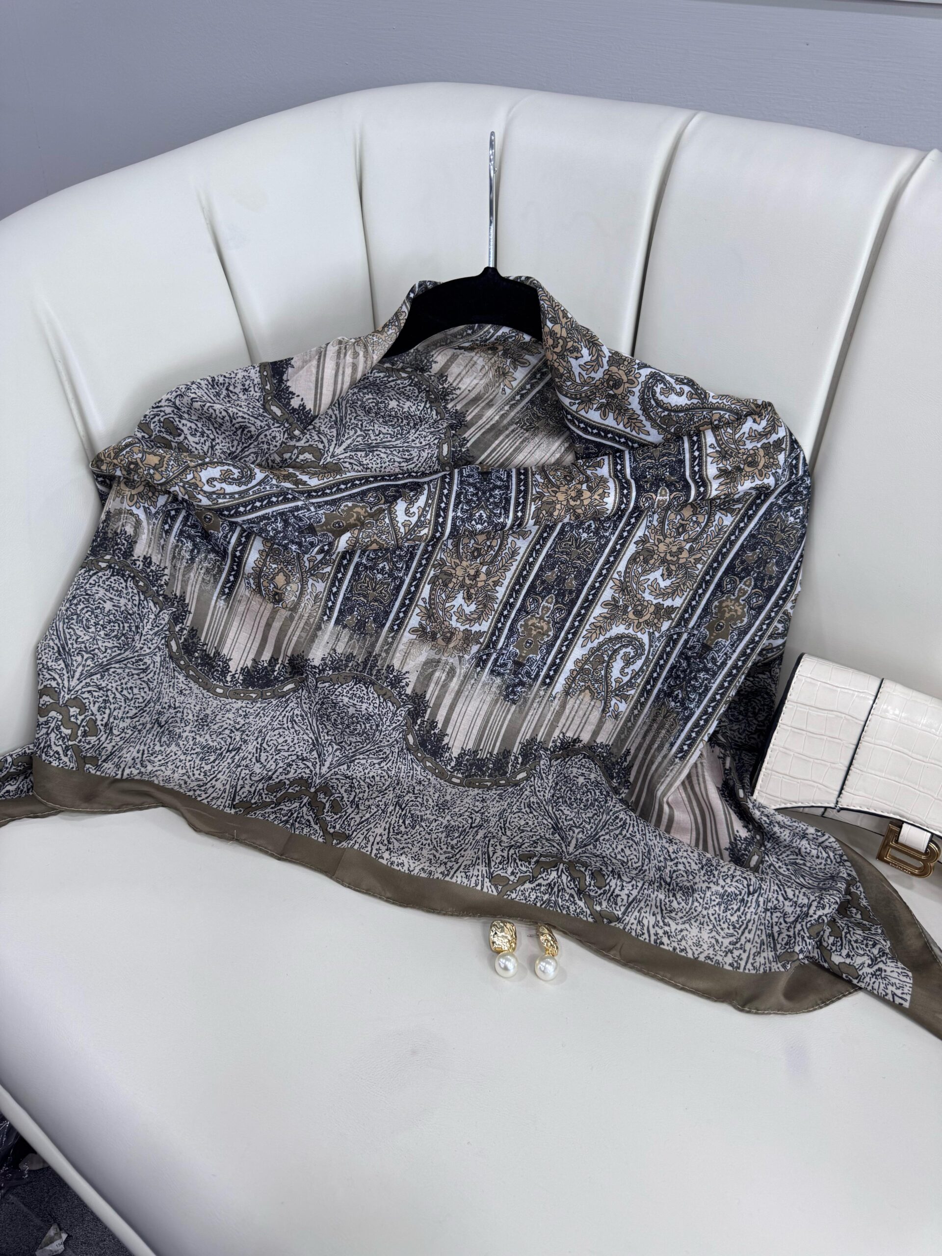 Retro Desen Pamuk İpeksi Eşarp -125698- Çikolata