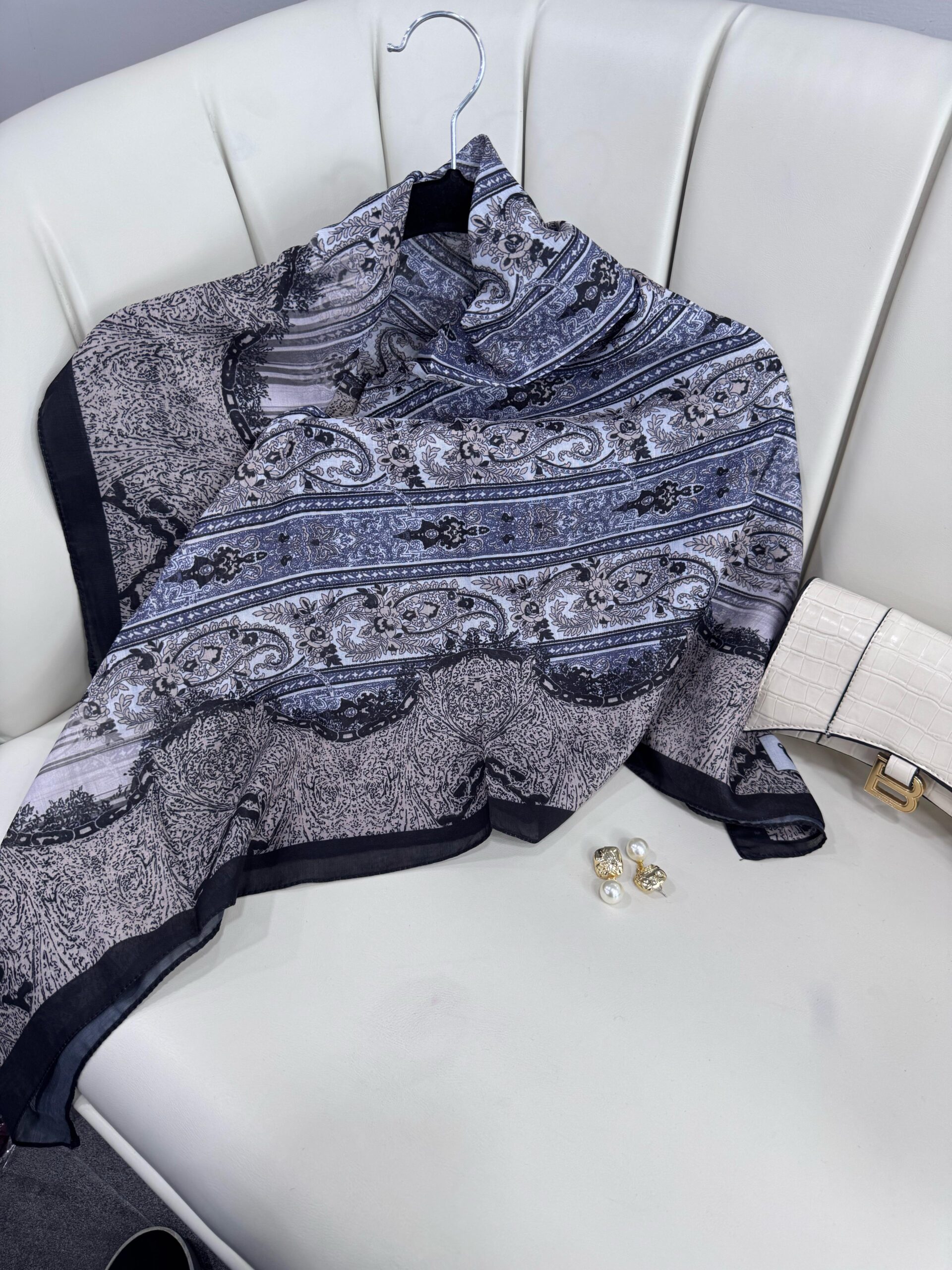 Retro Desen Pamuk İpeksi Eşarp -125698- Derin Mavi