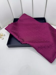 Guess Desen İpeksi Jakar Şal-75896- Vişne