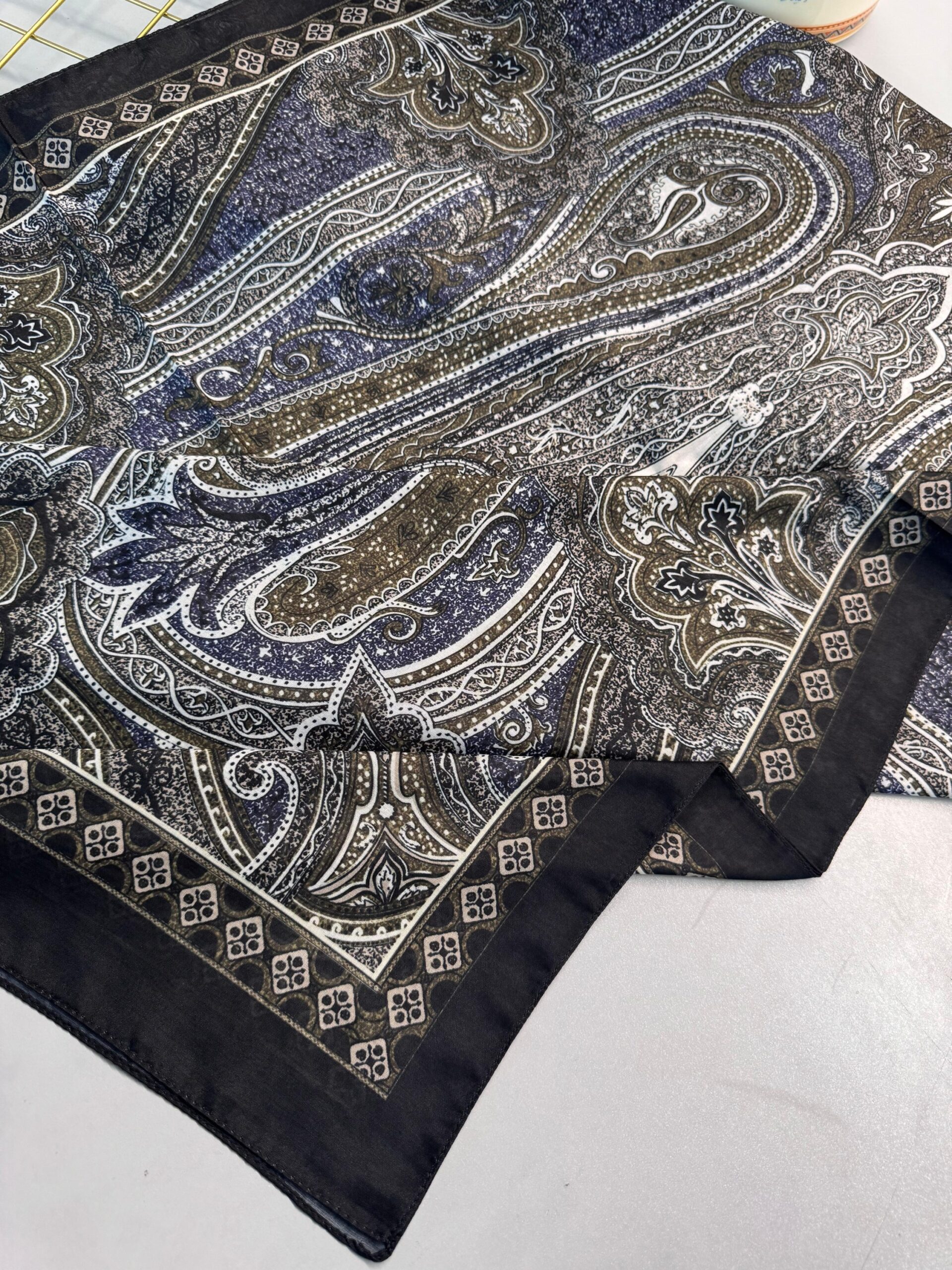 Çini Desen Pamuk İpek Şal 7458- FINDIK KAHVESİ