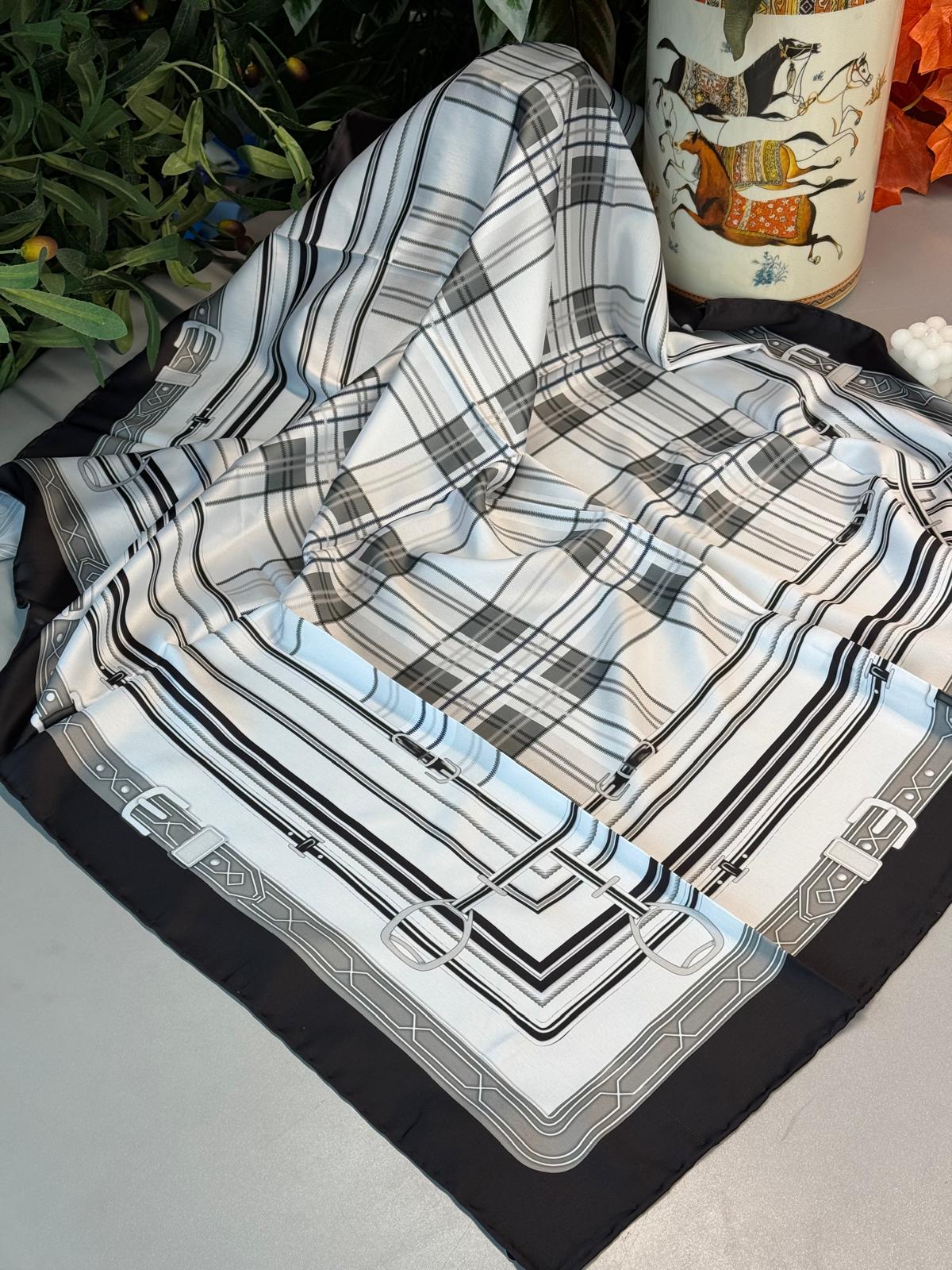 Vakko Desen Twill İpek Eşarp-Siyah-Beyaz