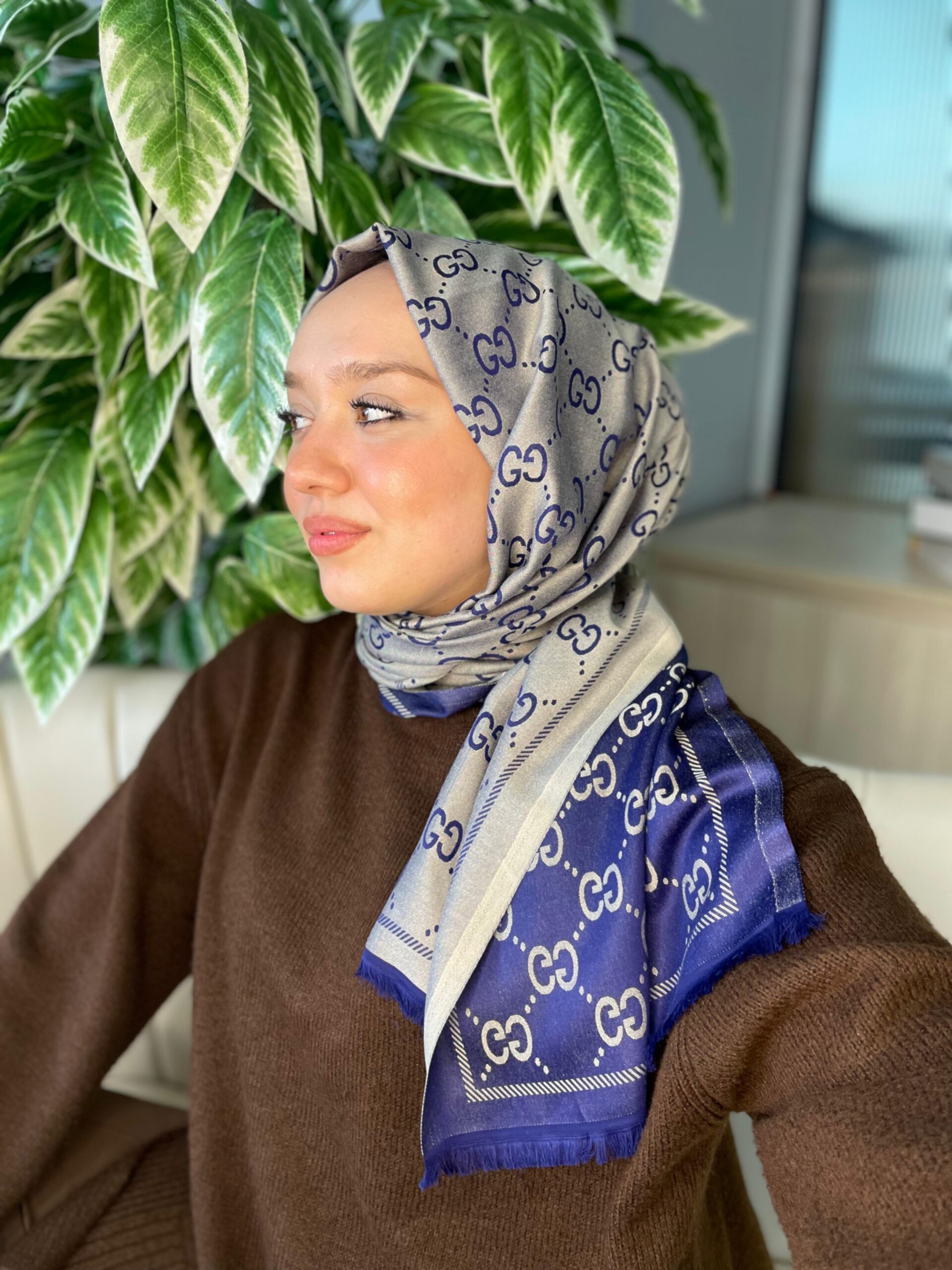 G Desenli İpek Kaşmir Çift Taraflı Şal 440344 - Vizon/ Lacivert