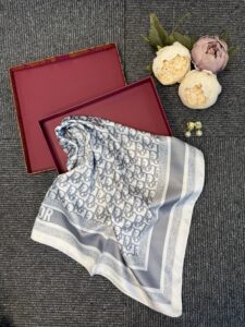 Dior Marka Eşarp - Gri