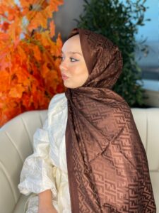 İthal Fendi Pamuk Yün İpek Şal 49101 - Acı Kahve