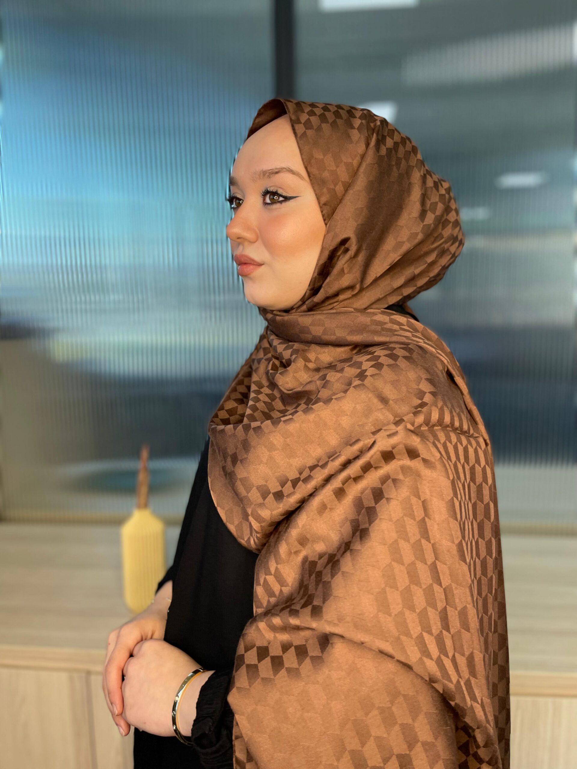 Qoza Desen İpeksi Jakar Şal - Toprak