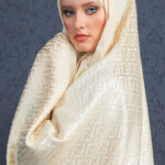 Fendi  İthal Yün  İpek Şal Tam Set Kutulu Sertifikalı-Bej