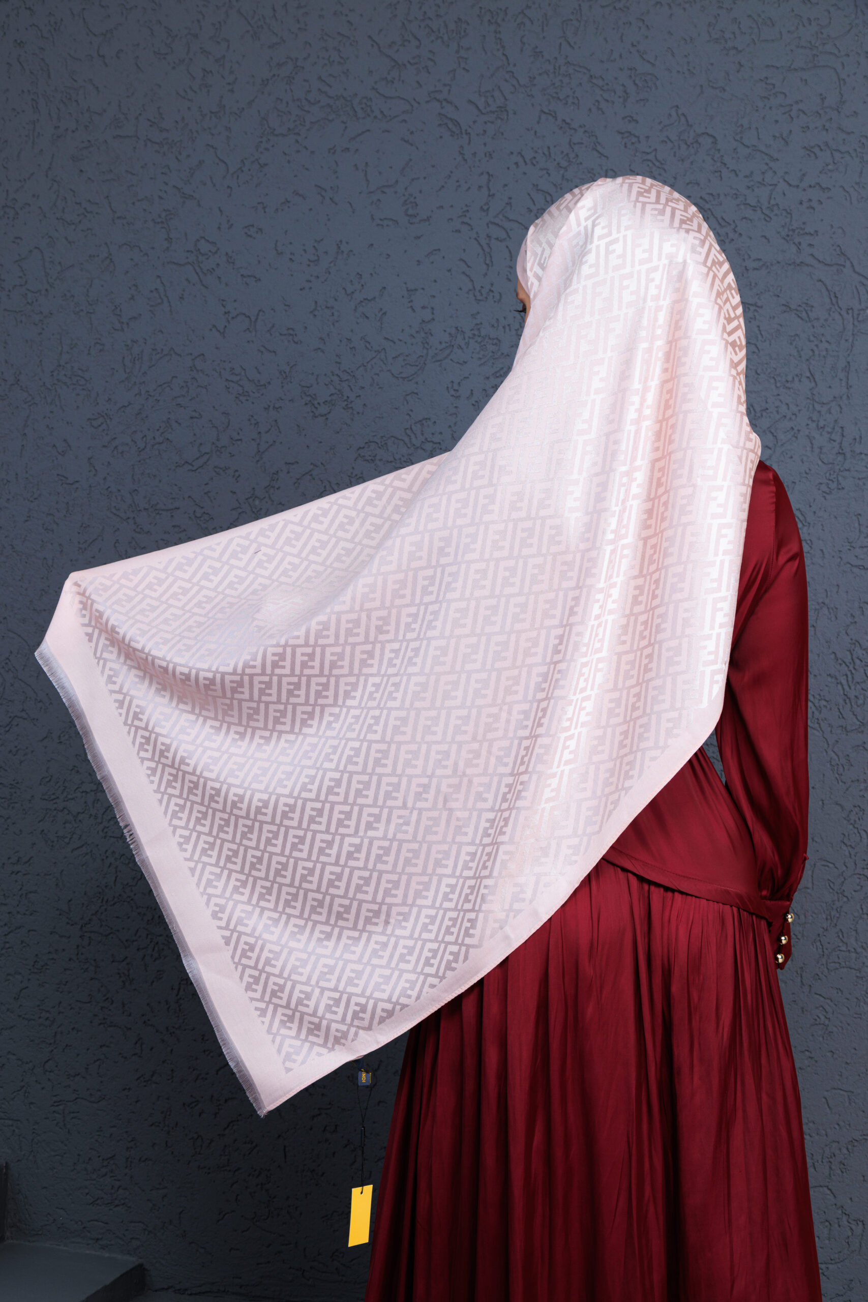 Fendi  İthal Yün  İpek Şal Tam Set Kutulu Sertifikalı-Pudra - Görsel 4