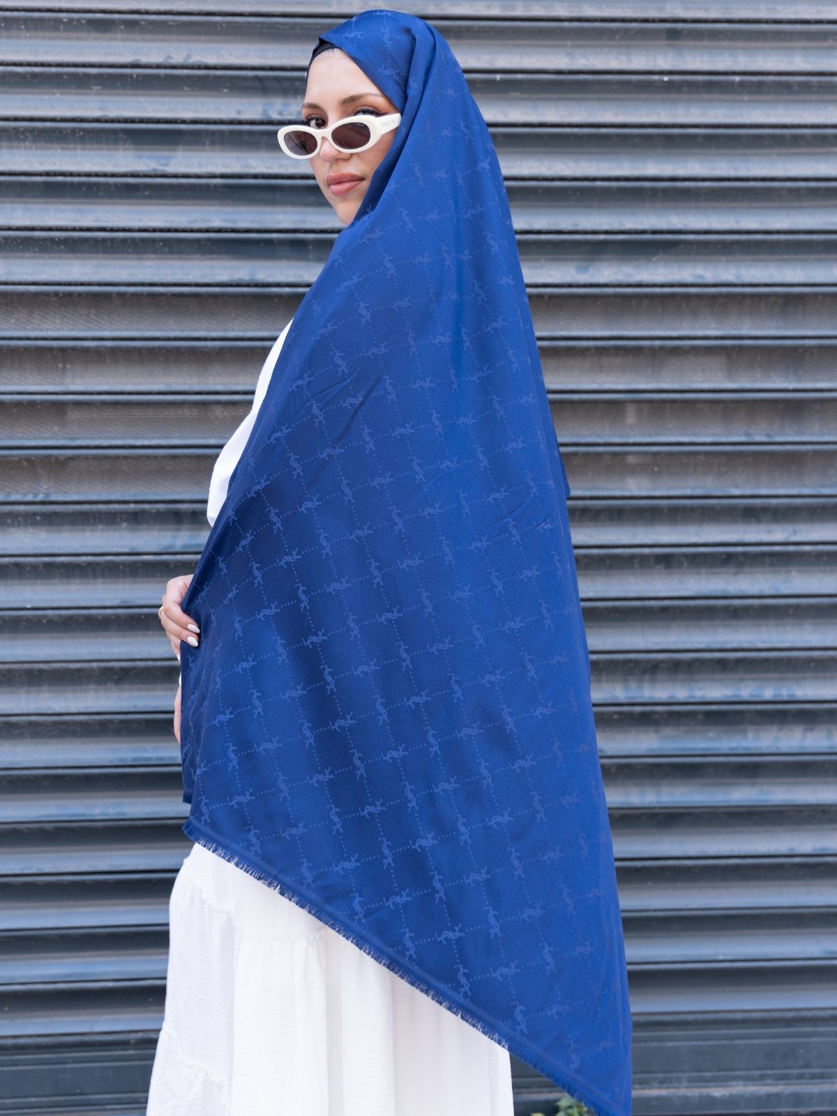 Ysl  Desen Kendinden Dokulu Desenli İtalyan Şal-10010-Lacivert - Görsel 4