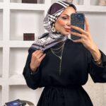 Burberry Vual İpek Eşarp-6203162-Acıkahve