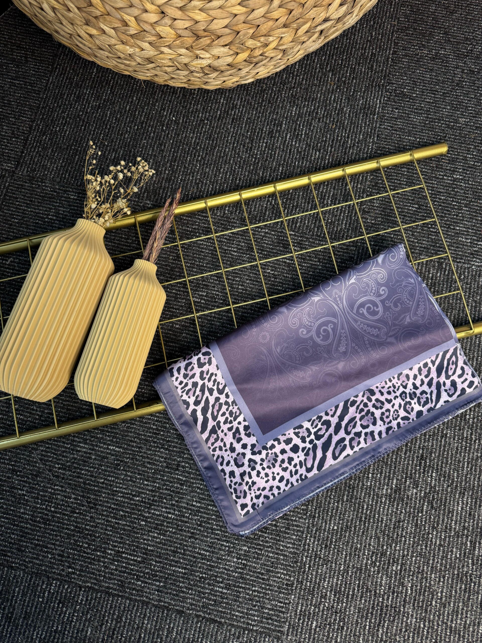 Leopar Detaylı Pamuk İpek Şal-456654-Leylak