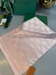 Gucci İthal Yün  İpek Şal Tam Set Kutulu Sertifikalı-Pudra