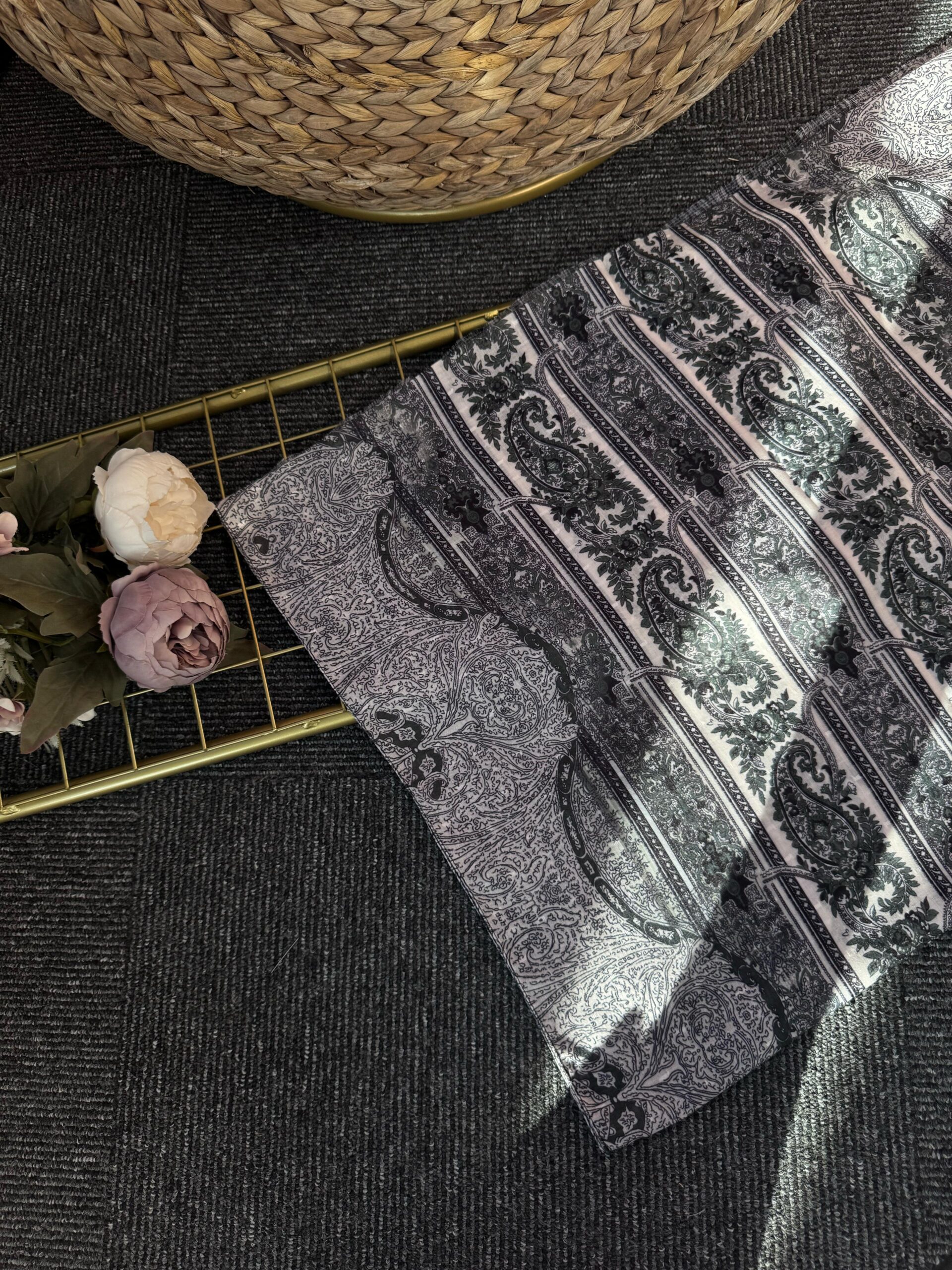 Gölgede Zarafet Pamuk Şal-545765-Zümrüt