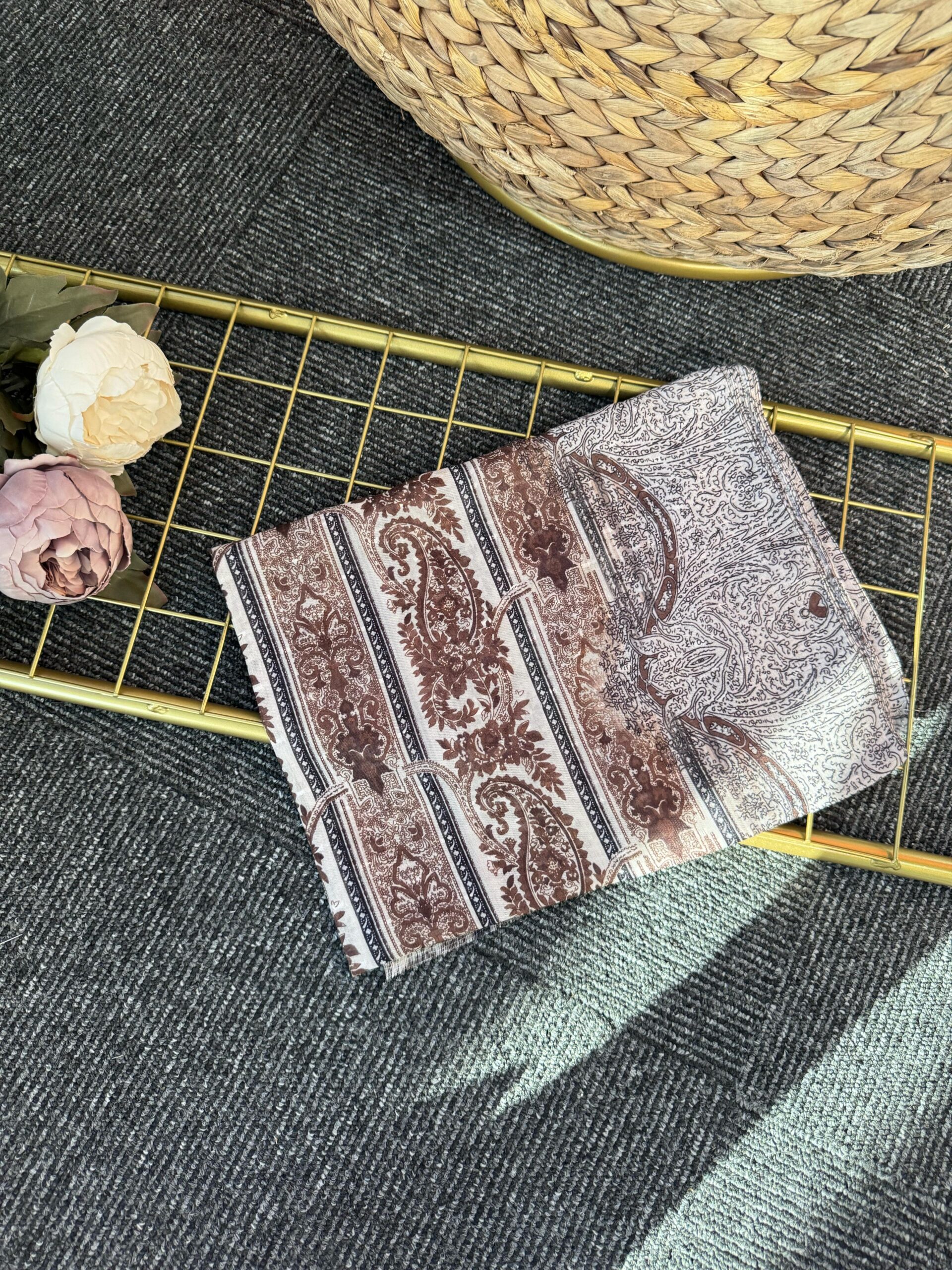 Gölgede Zarafet Pamuk Şal-545765-Mocha