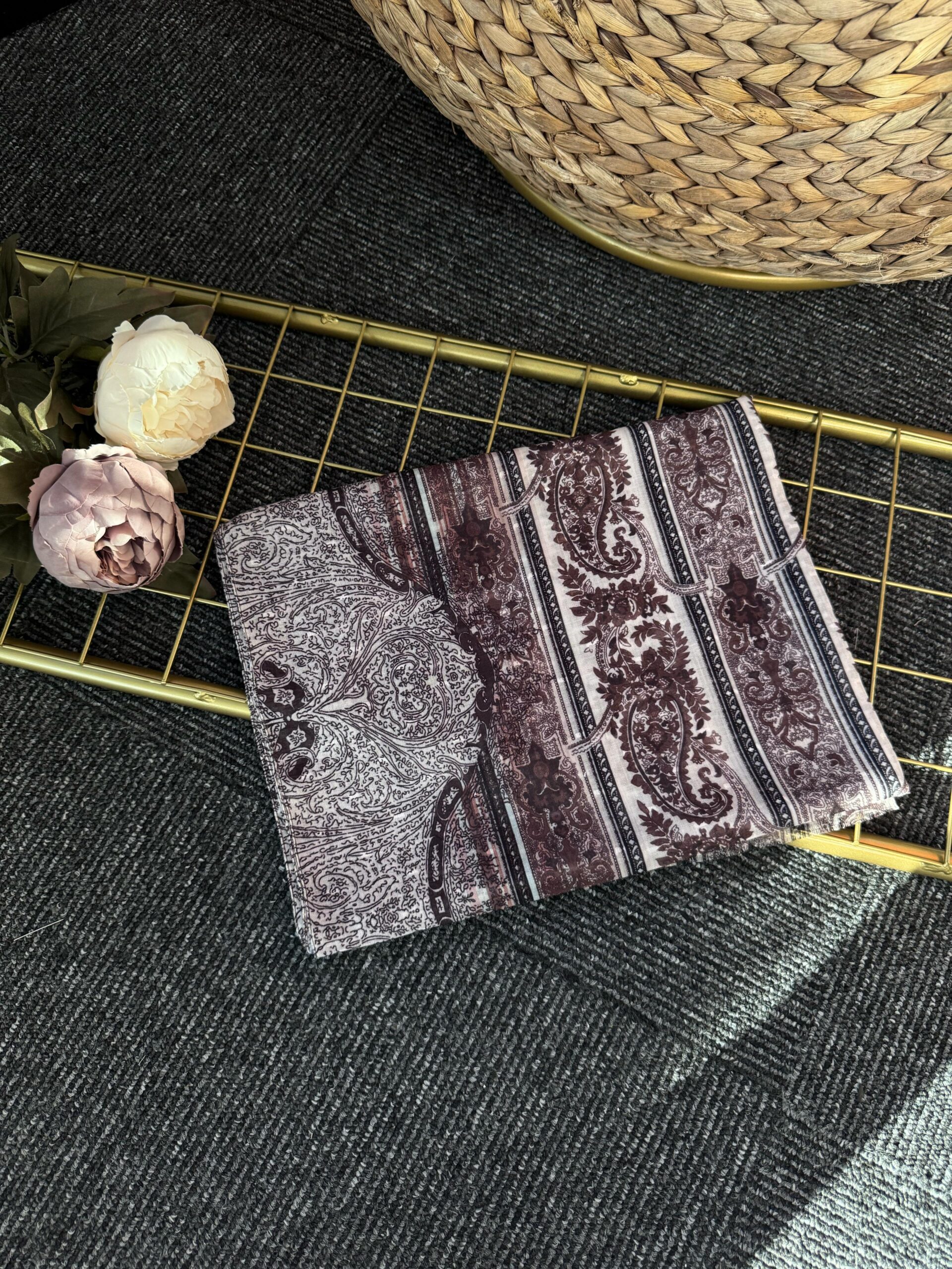 Gölgede Zarafet Pamuk Şal-545765-Kahve