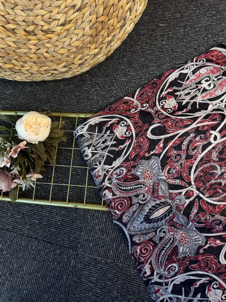 Saray Bahçesi Naturel İpek Şal-658945-Bordo