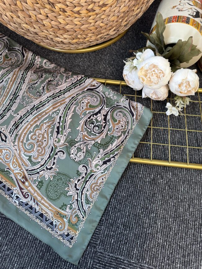 Zamansız Motif Vual İpek Şal-487934-Çağla