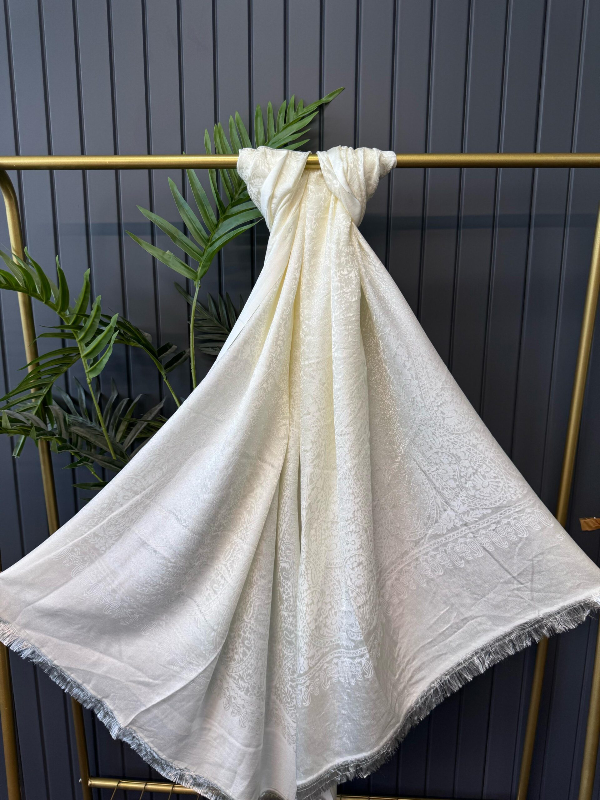 Alin  Etnik Desen Kaşmir Şal -321457-Ekru