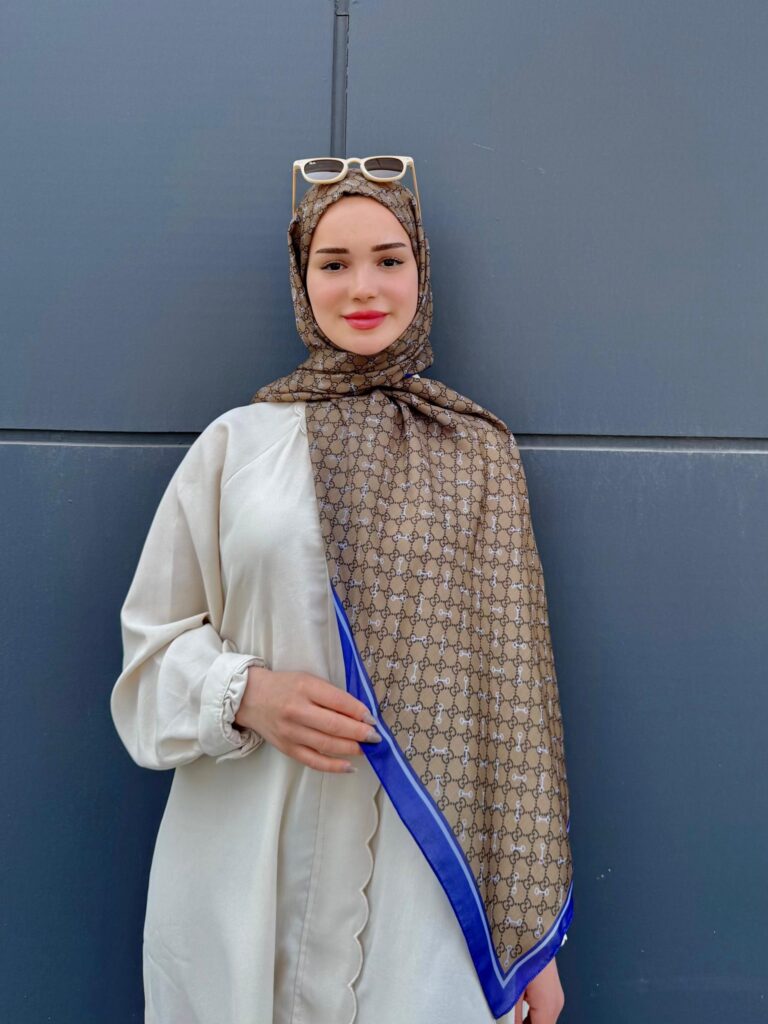 Yaldızlı Desen Pamuk Şal-110000-Saks