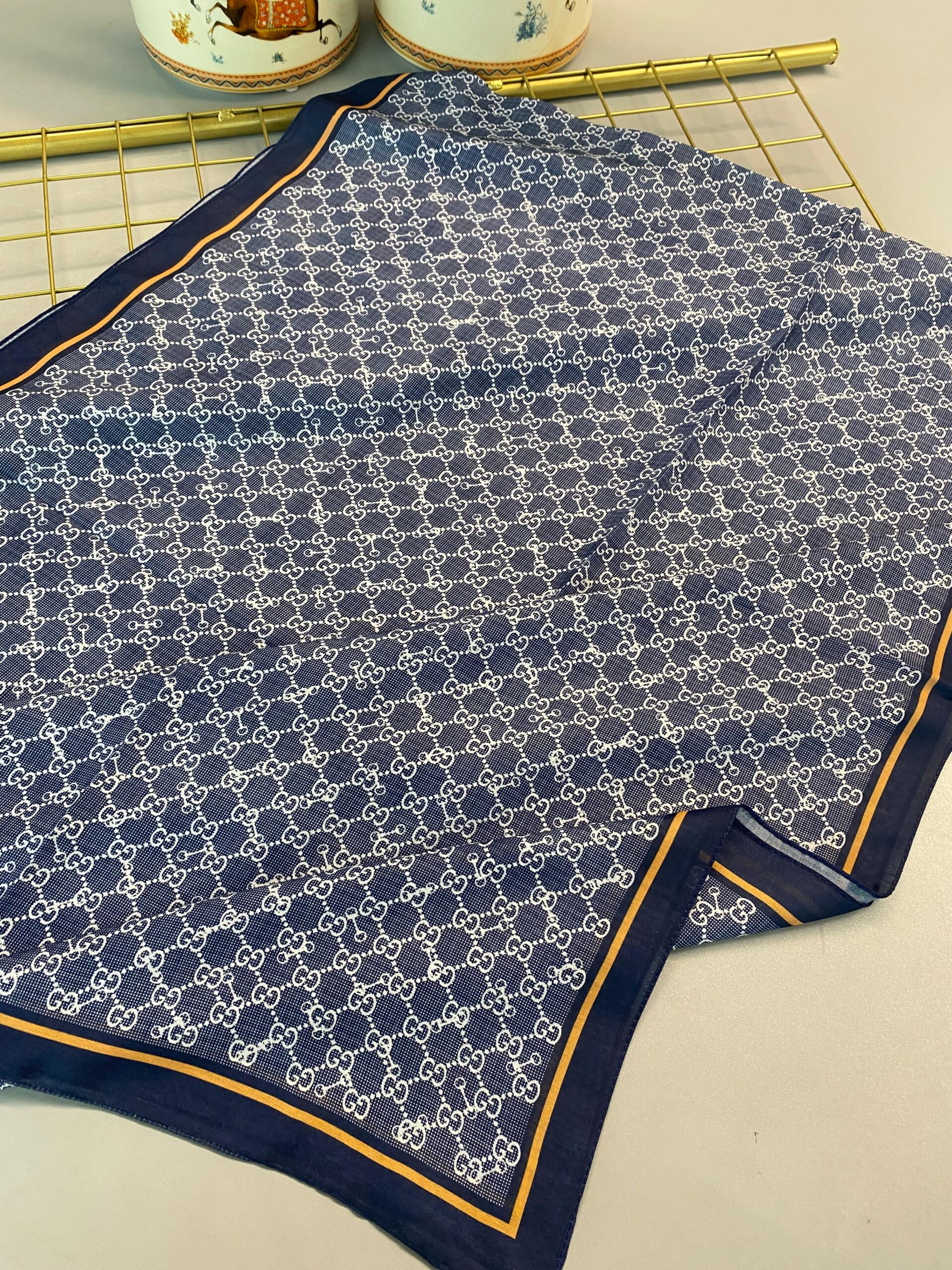 Yaldızlı Gucci Desen Pamuk Şal-110000-Lacivert