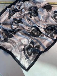 Summer Rose  Desen Pamuk İpek Şal-12000-Füme