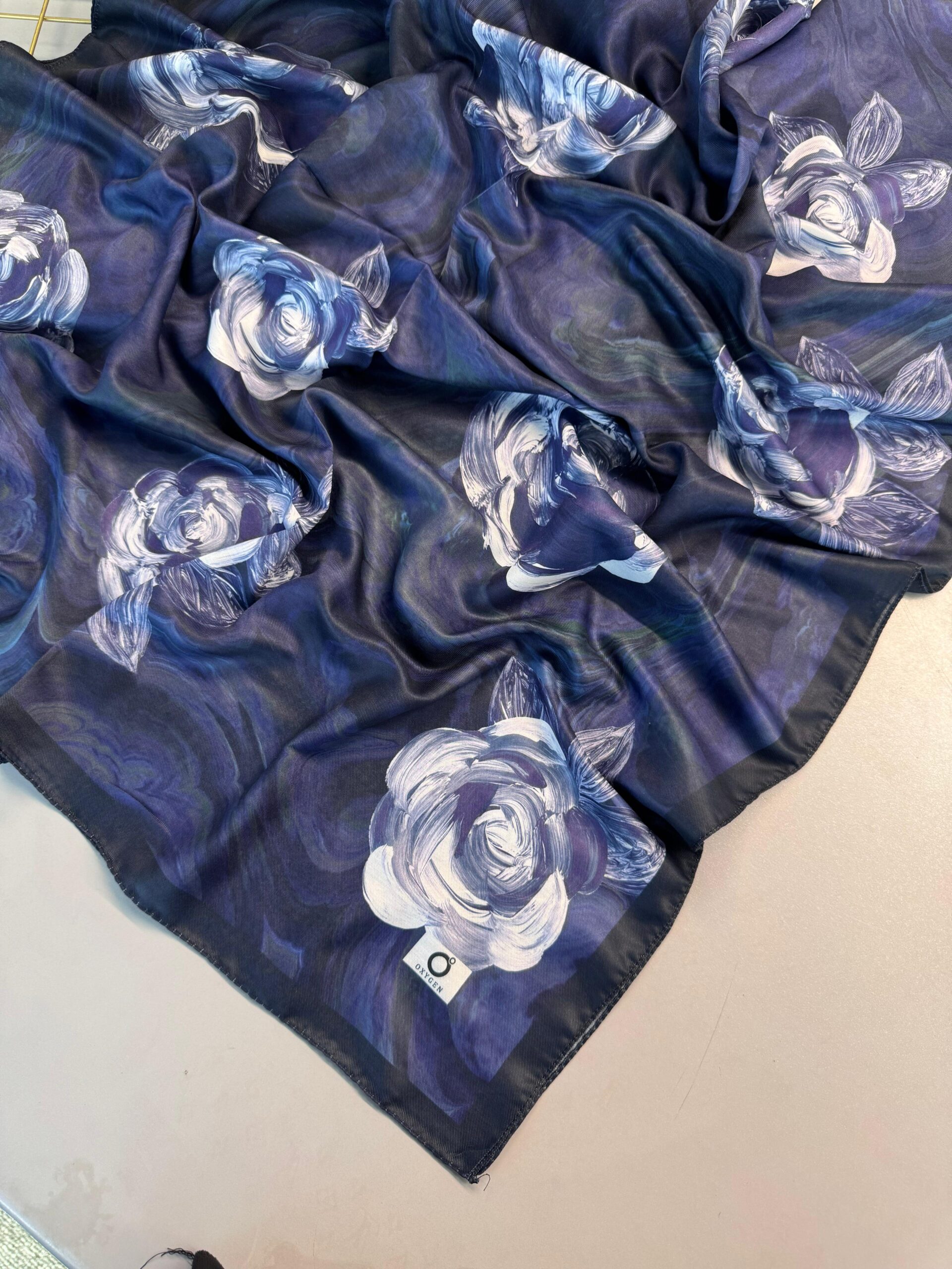 Summer Rose  Desen Pamuk İpek Şal-12000-Gece mavi