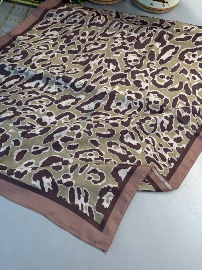 Leopare Desen Pamuk İpek Şal-6202761-Latte
