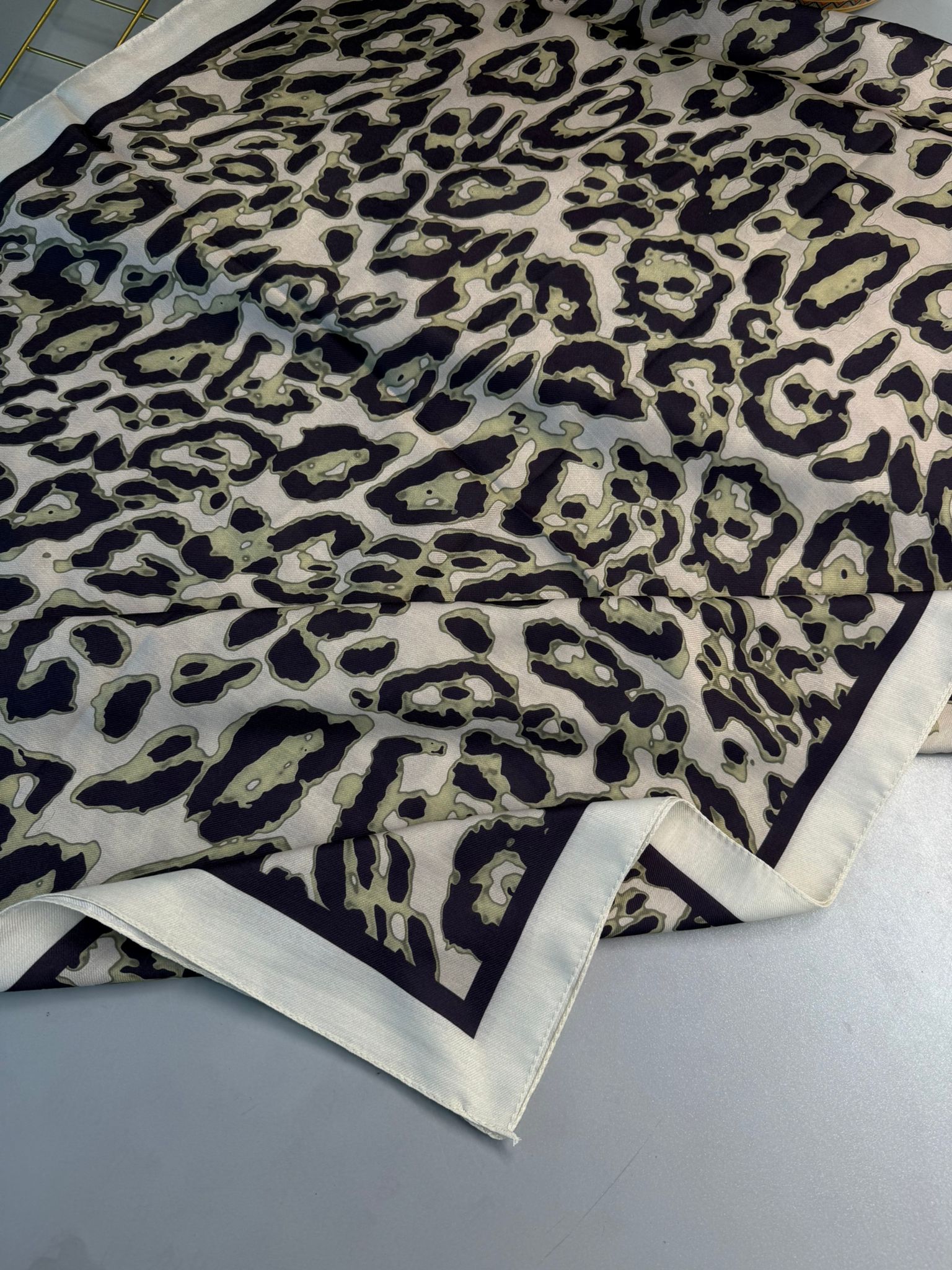 Leopare Desen Pamuk İpek Şal-6202761-Taş