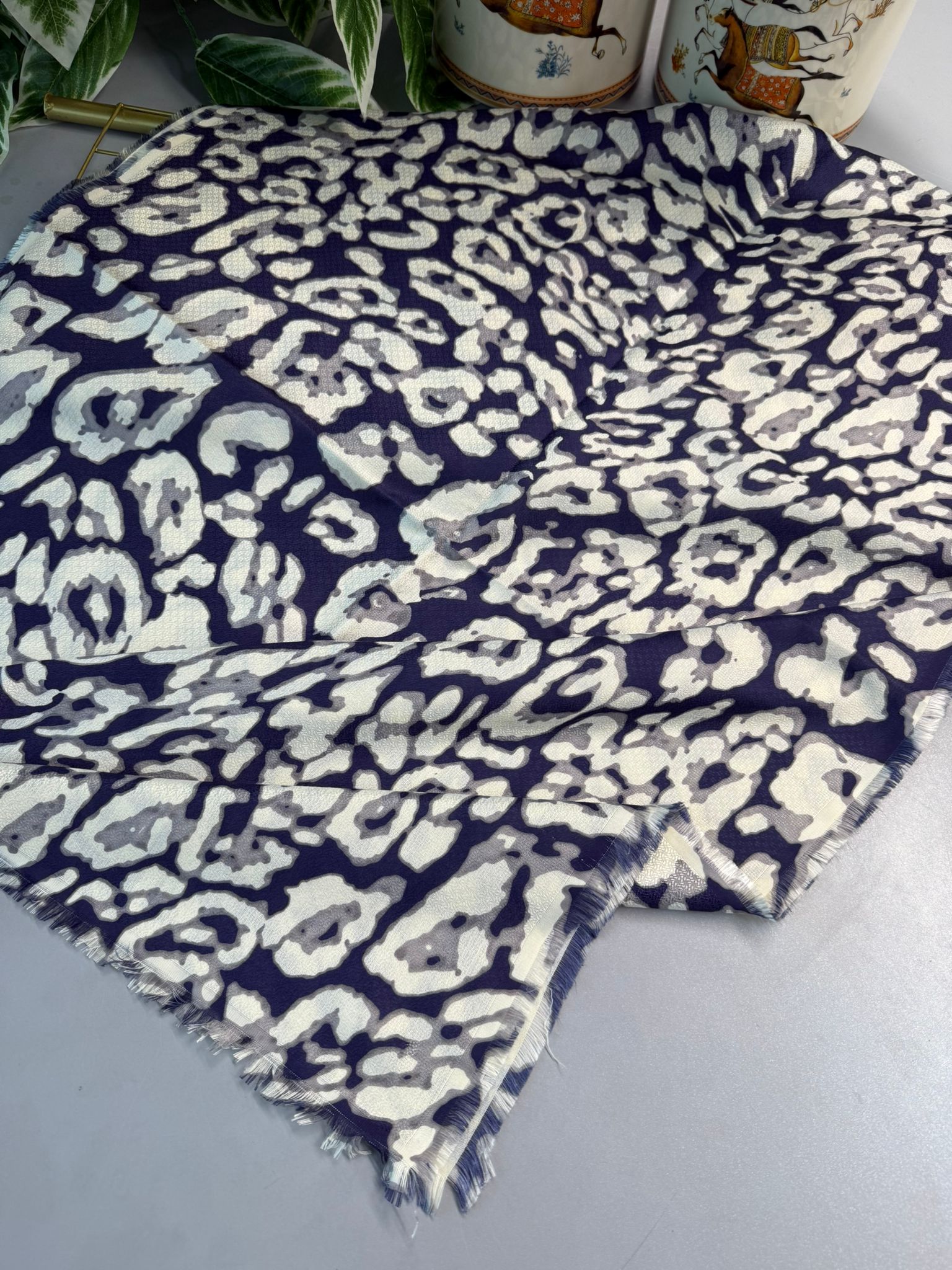 Ala Leopar Desen Naturel Pamuk Şal-Lacivert