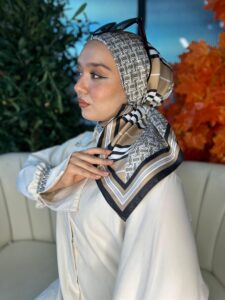 Burberry Vual İpek Eşarp-6203162-Latte