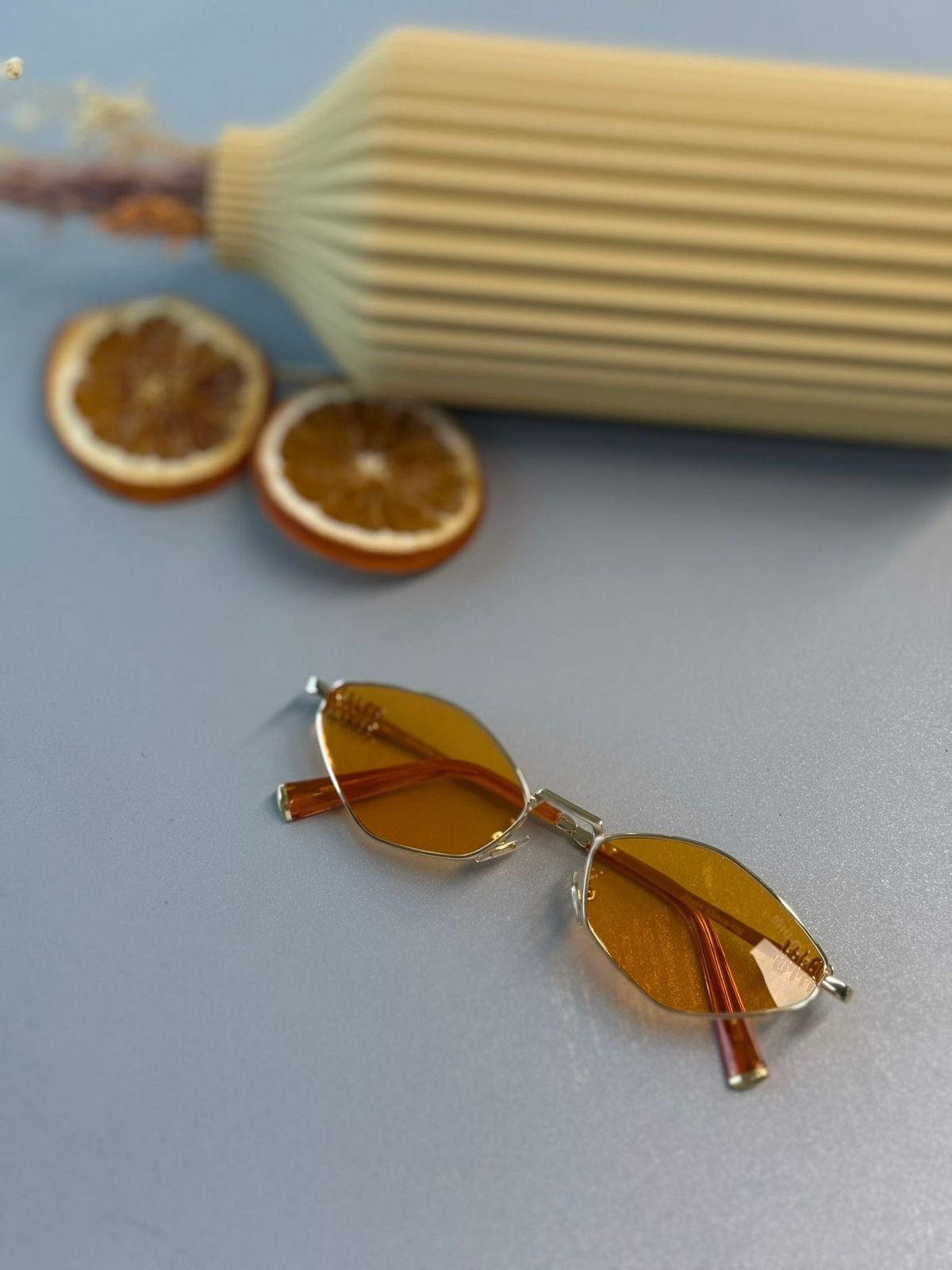 Miu Miu MU Güneş Gözlüğü- Altın Kehribar