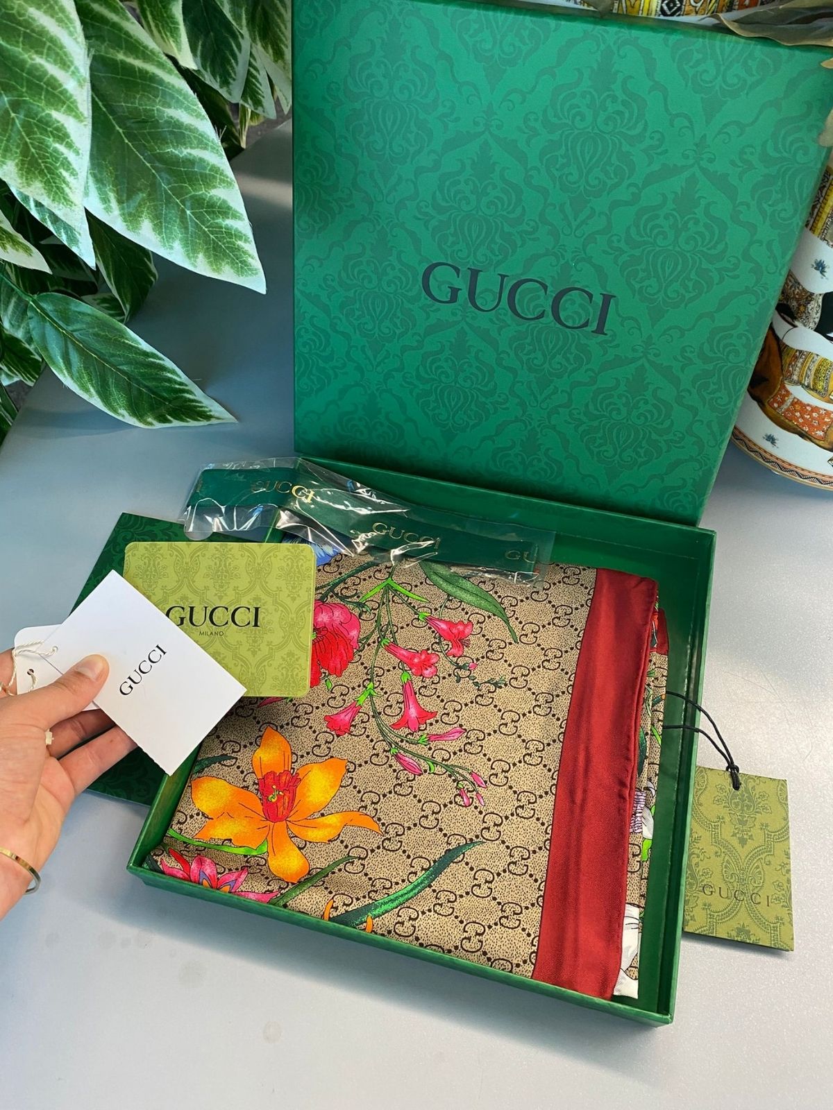Gucci thal Kutulu +% 100 İpek 12 mm Eşarp - Kırmızı