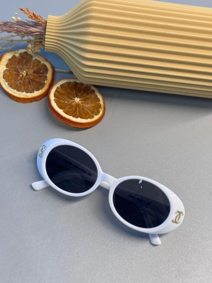 Chanel 5808 Oval Logo Güneş Gözlüğü- Beyaz