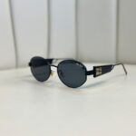 Mıu Mıu Oval Şefaf Detay Güneş Gözlüğü - Mat Siyah