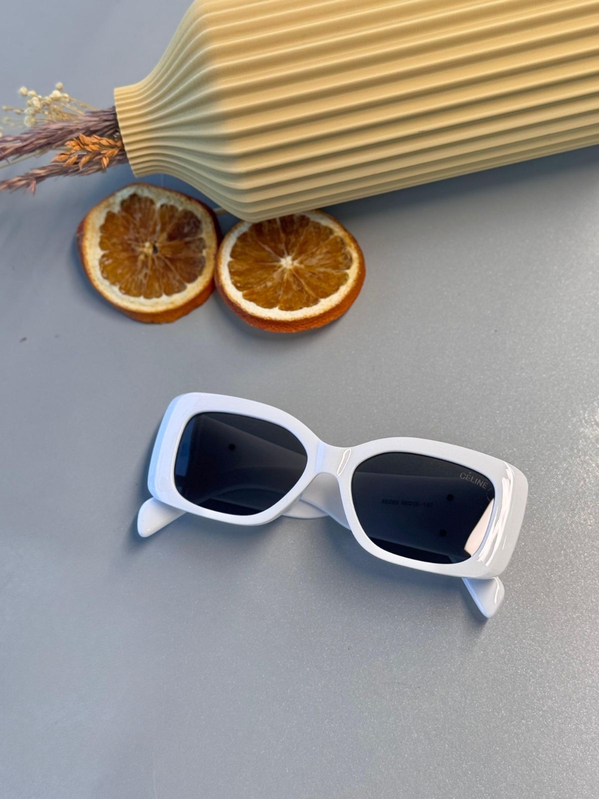 Celine Triomphe XL 01 CL - Dikdörtgen Güneş Gözlüğü - Beyaz