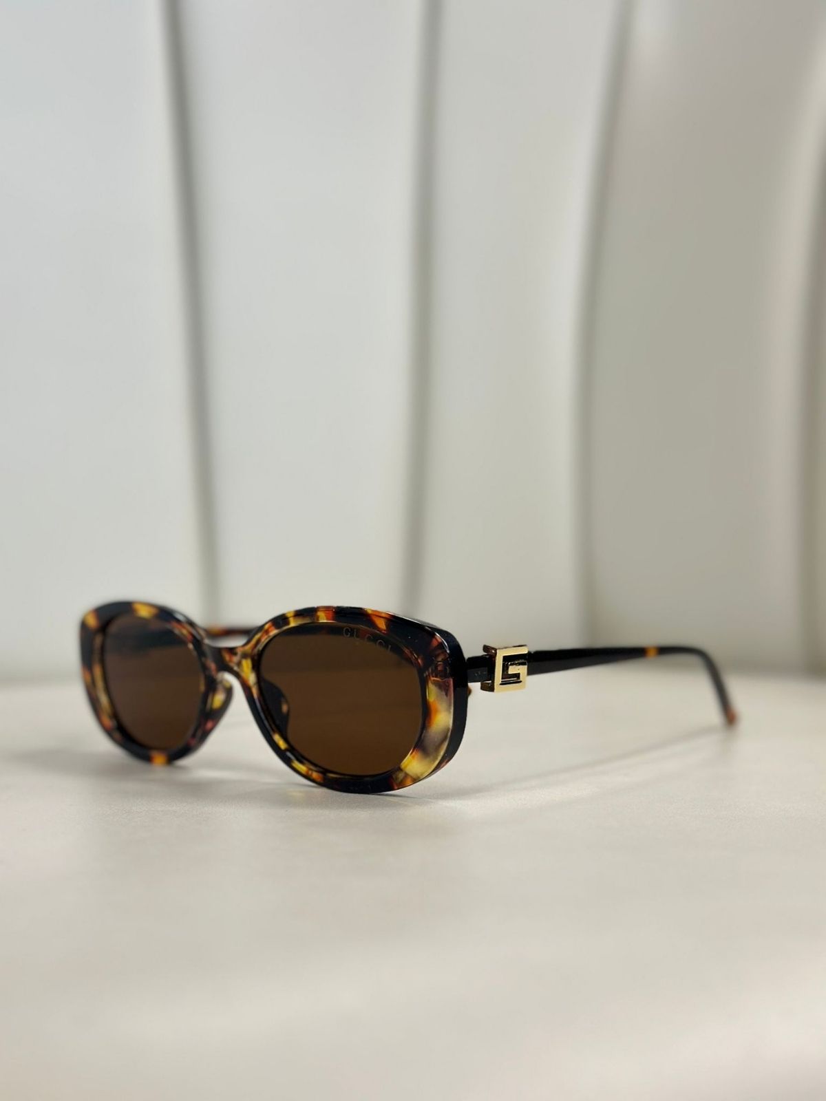Gucci Oval Güneş Gözlüğü- Kahve