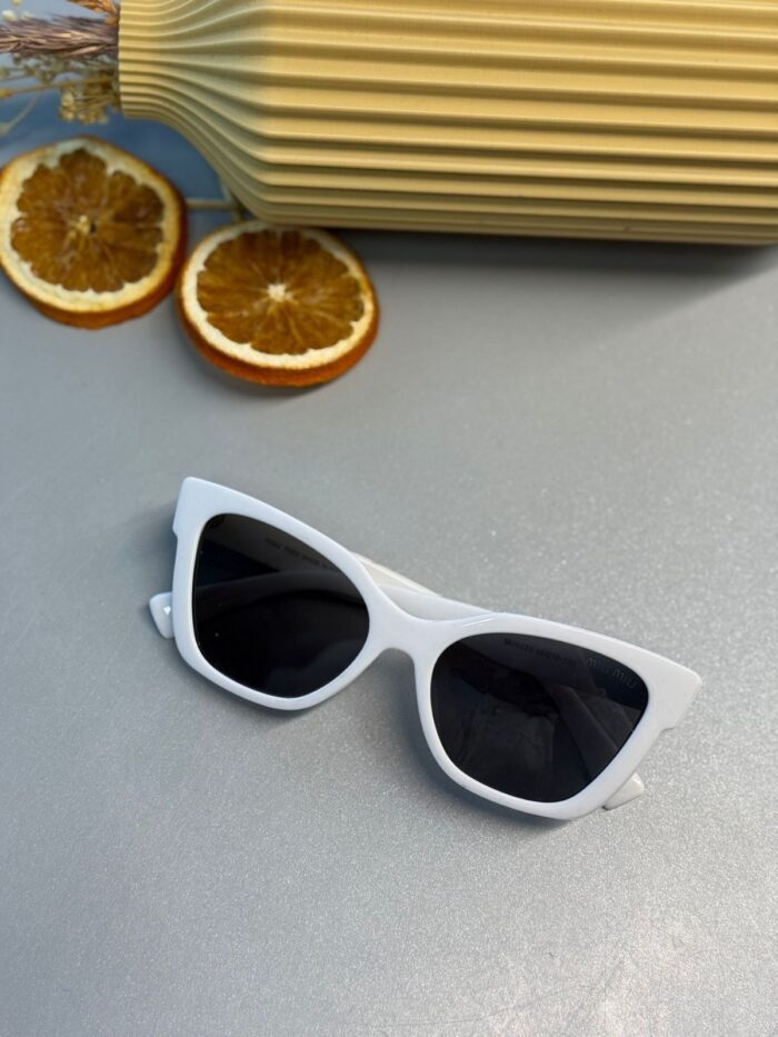 Miu Miu Kedi Gözü Güneş Gözlüğü  - Beyaz