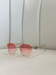 Mıu Mıu Metal Çerçeve Güneş Gözlüğü - Pembe