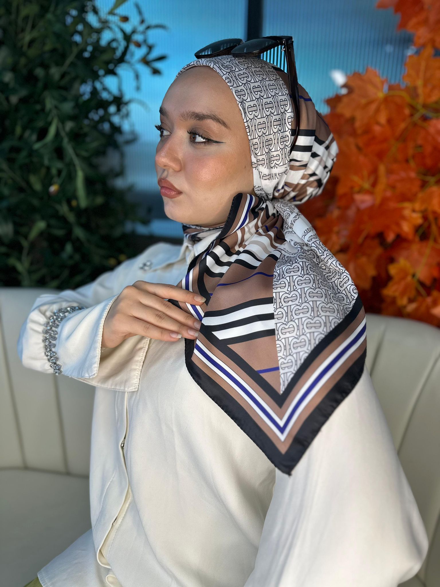 Burberry Vual İpek Eşarp-6203162-Vizon