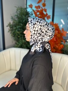 Coach Desen Vual  İpek Eşarp-86826-Beyaz