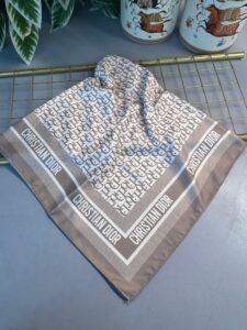 Dior Marka Vual  Eşarp-682626-Vizon