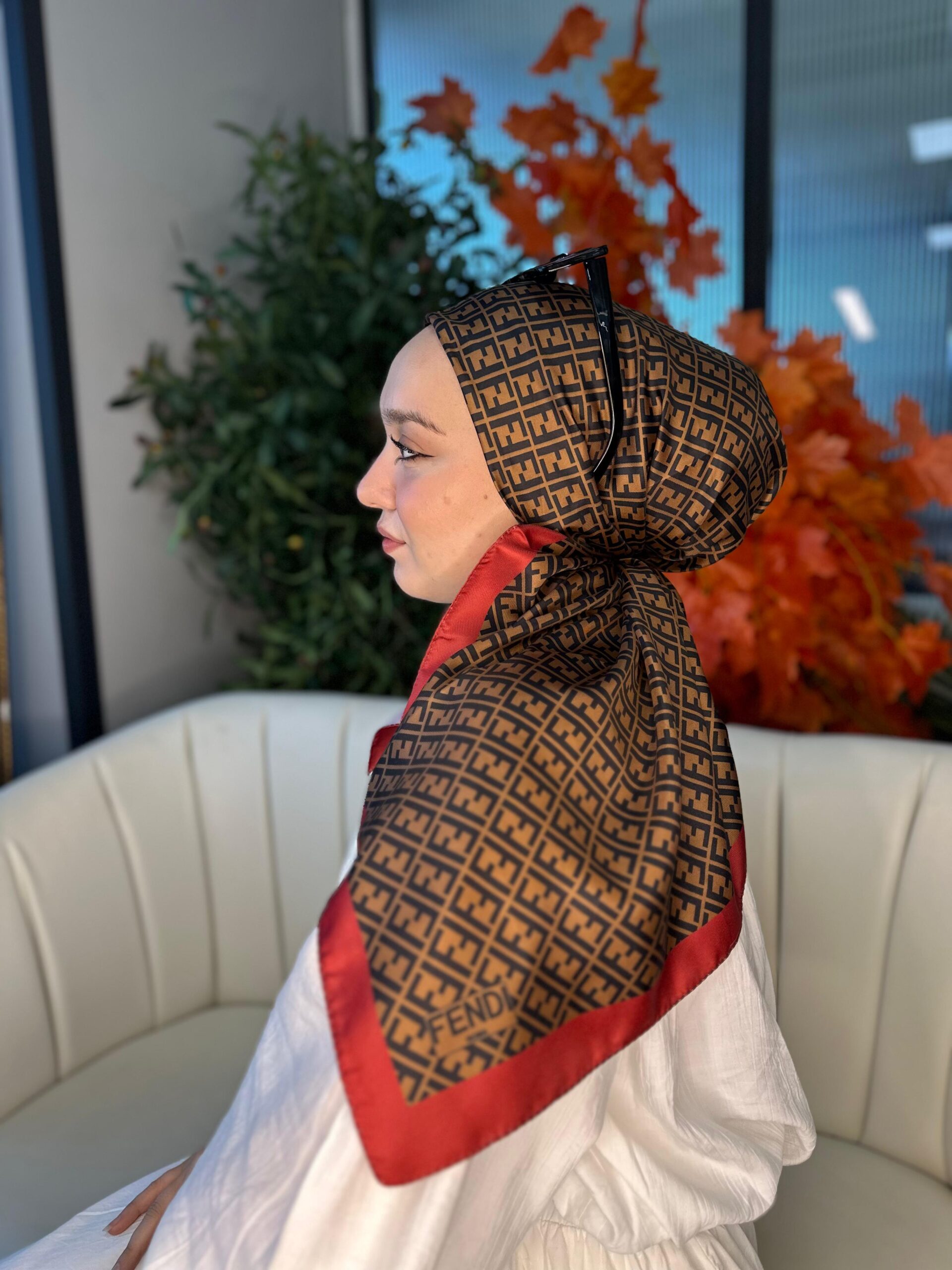 Fendi Desen Vual  İpek Eşarp-6204527-Kırmızı