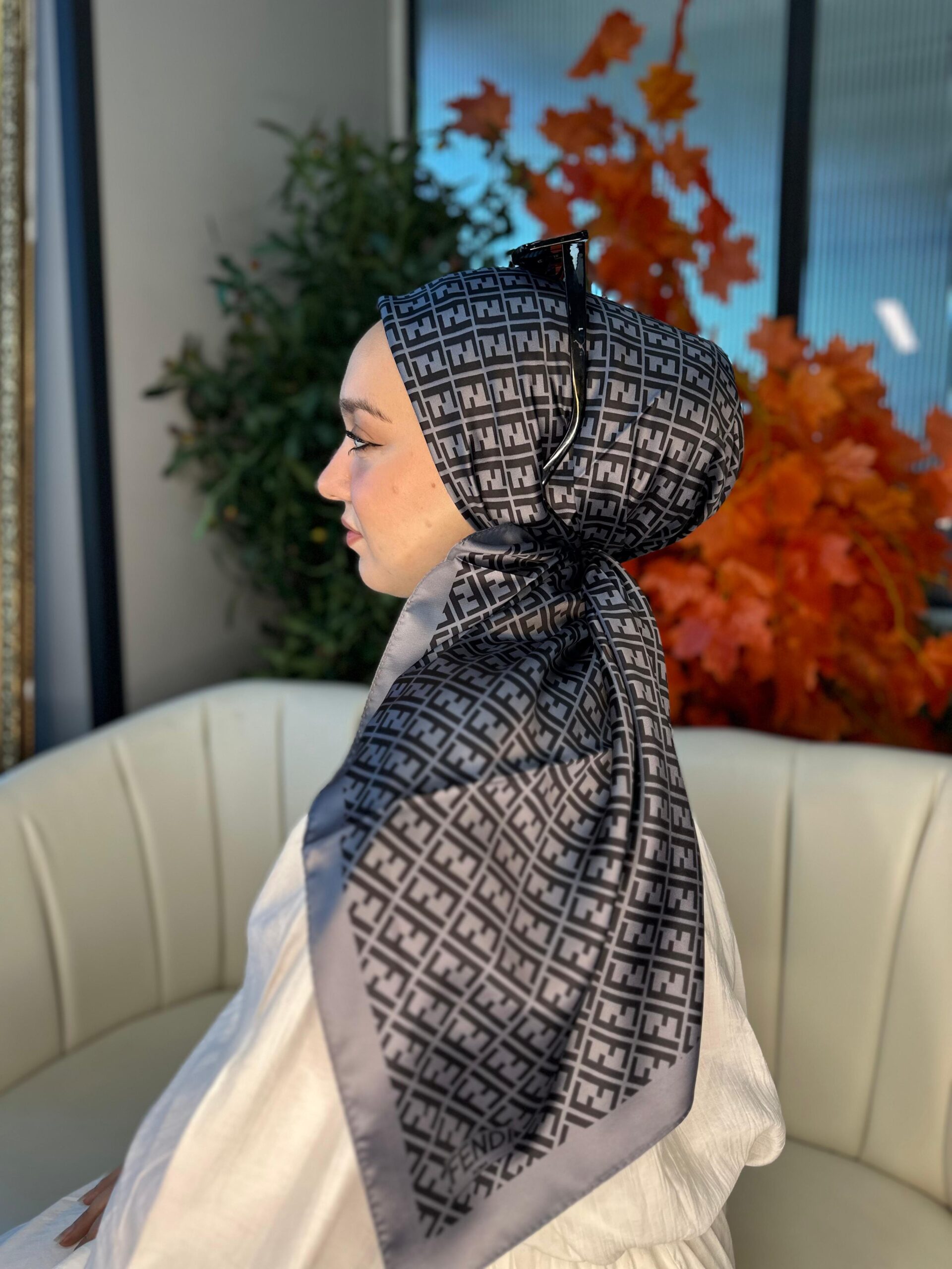 Fendi Desen Vual  İpek Eşarp-6204527-Antrasit
